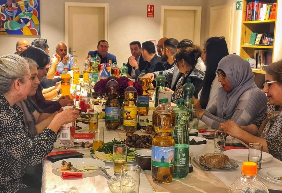 Austrian Azerbaijanis Society hosts iftar party