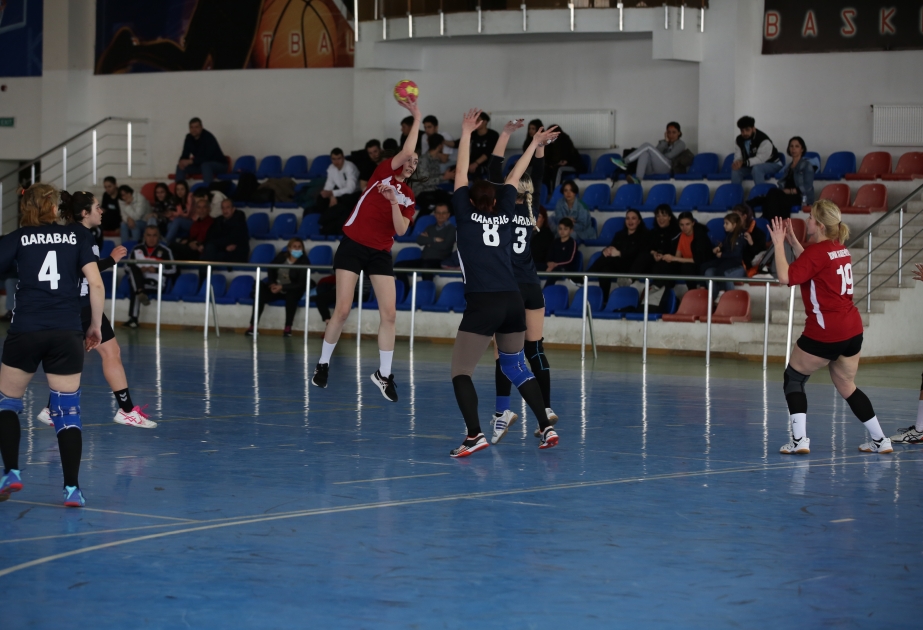 Həndbol üzrə Azərbaycan çempionatlarında növbəti turun oyunları təşkil olunub