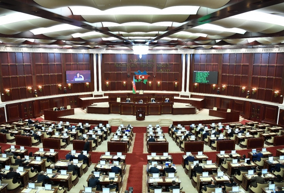 Milli Məclisin yaz sessiyasında növbəti plenar iclası keçirilib