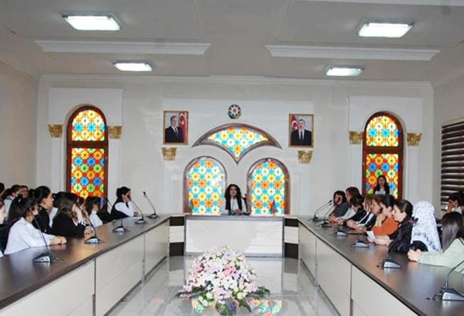 Xaçmazlı məktəblilər Şuşa abidələri haqqında yeni məlumatlar əldə ediblər