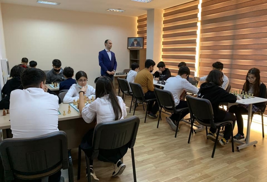 Qrosmeyster Şəhriyar Məmmədyarovun doğum gününə həsr olunmuş şahmat yarışı keçirilib