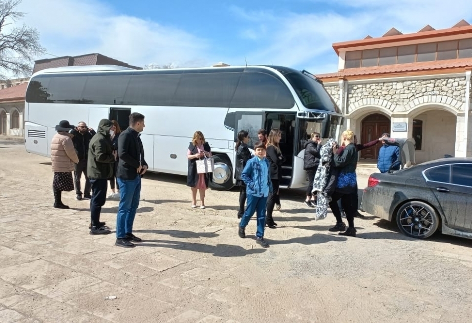 Грузинские деятели культуры, экологи, тюркологи и блогеры находятся с визитом в Шуше