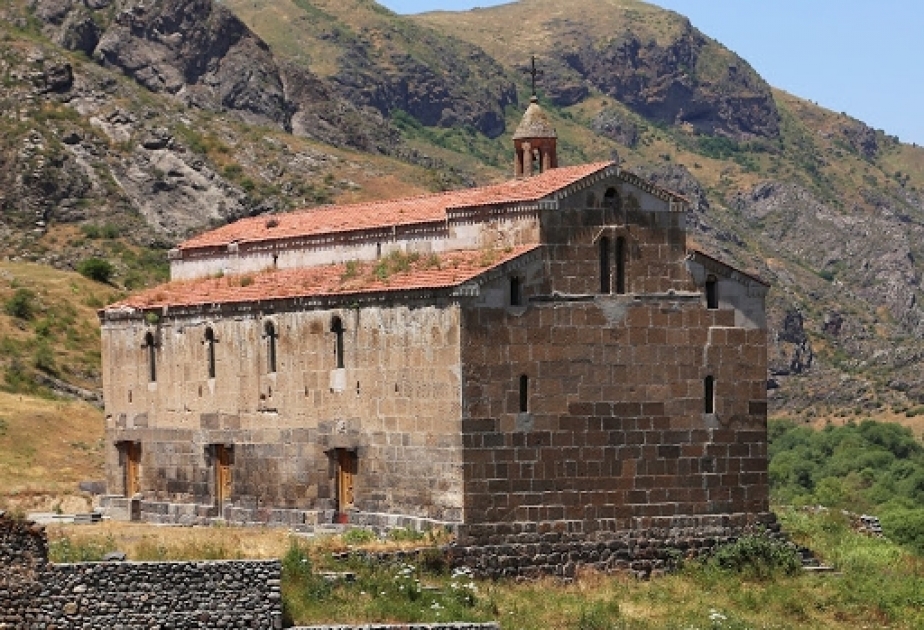 Albanian monastery-Aghoghlan Temple