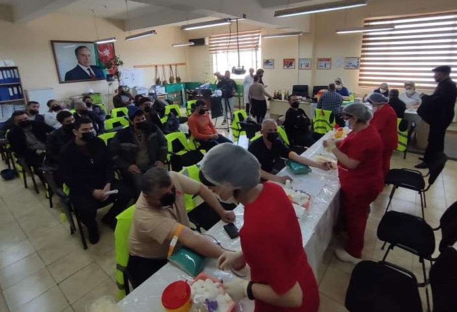 Gəncədə “Arzulara qanad verək!” şüarı ilə qanvermə aksiyası keçirilib