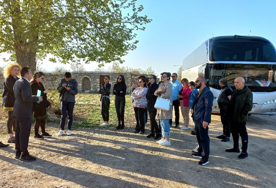Delegación georgiana visita Aghdam