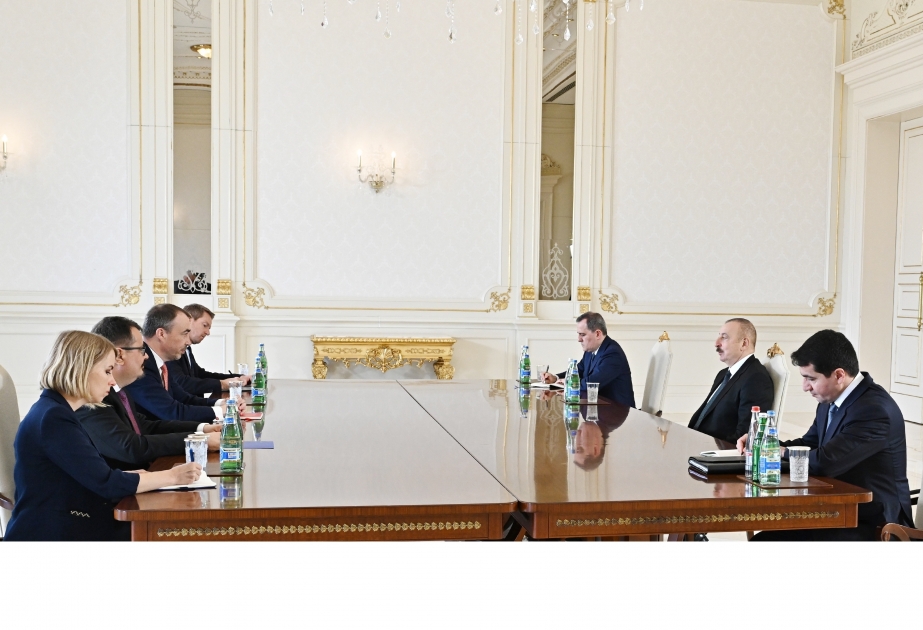 El Presidente recibió a una delegación encabezada por el Representante Especial de la UE para el Cáucaso Meridional