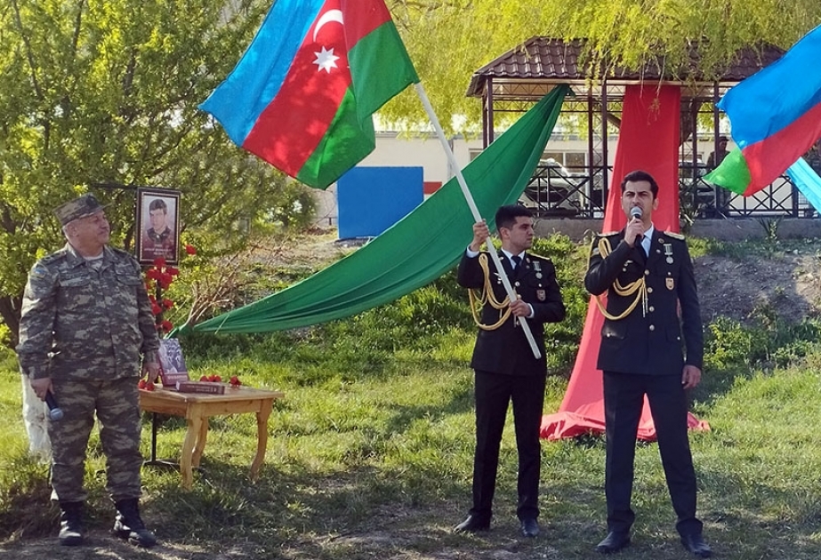 Kəngərlidən pərvazlanıb, Qızıllı Kəngərlidə şəhidlik zirvəsinə ucalan tankçının xatirəsi anılıb