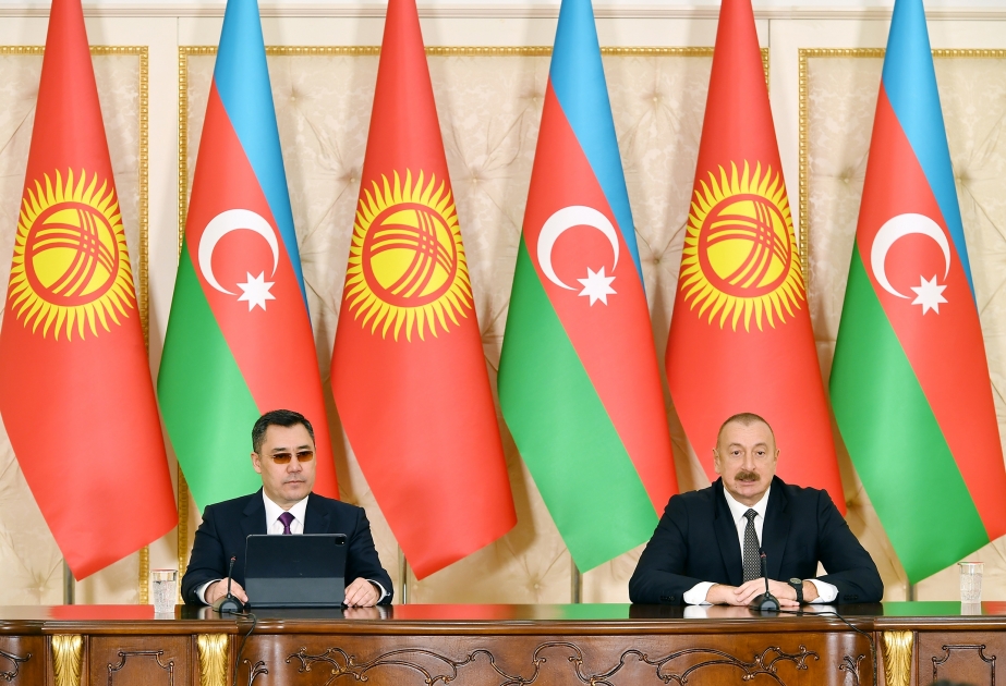 Les présidents azerbaïdjanais et kirghiz font des déclarations à la presse VIDEO
