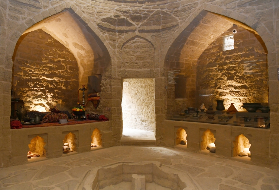 Berühmte Badehäuser in Baku
