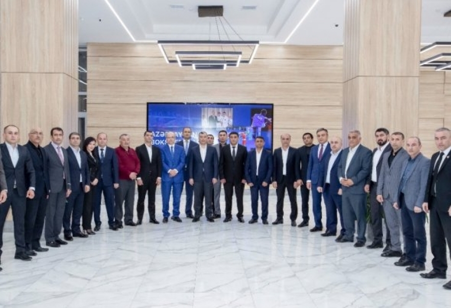 Azərbaycan Boks Federasiyasının prezidenti hakimlərlə görüşüb