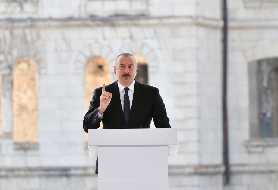 Presidente: “Los azerbaiyanos que residen en el extranjero son una gran fuerza”