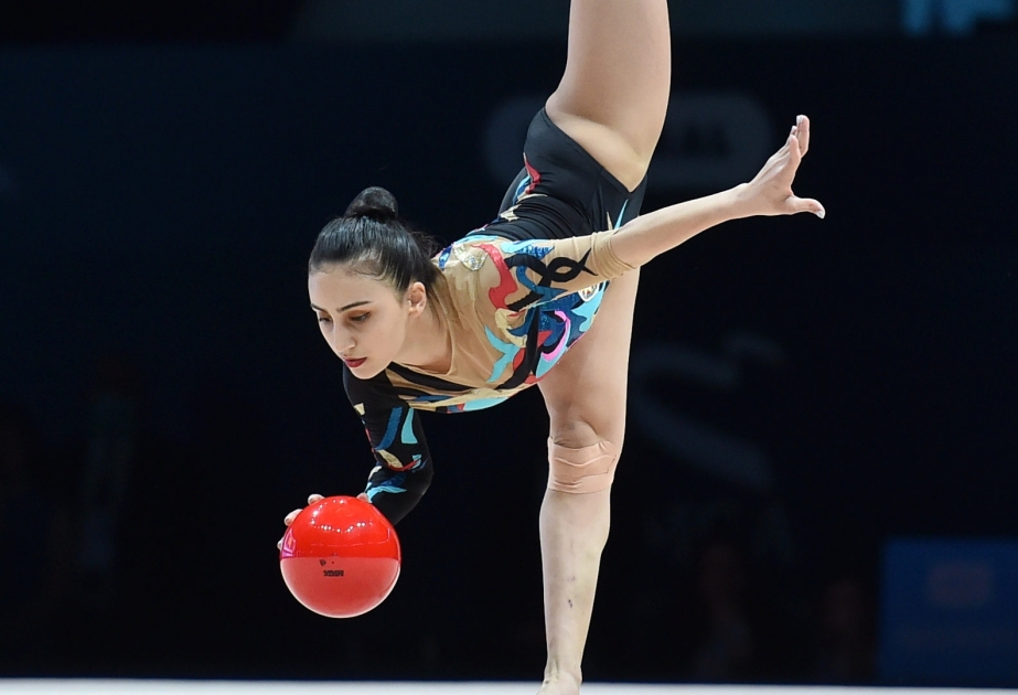 Gimnastımız Arzu Cəlilova Bakıda keçirilən dünya kuboku yarışlarında uğurlu çıxışını davam etdirir
