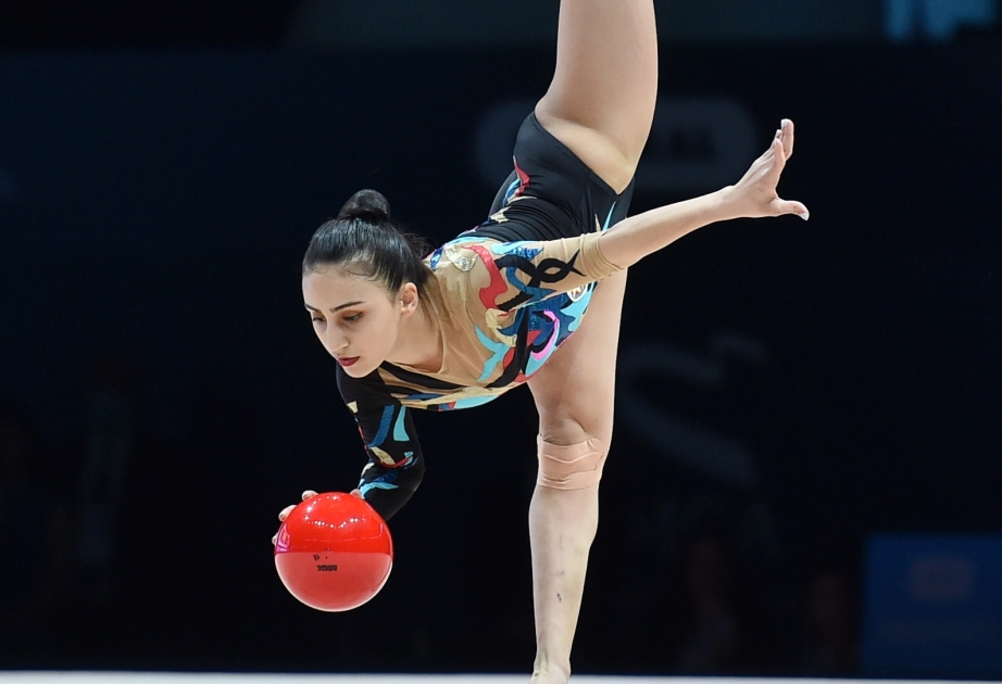 Азербайджанская гимнастка Арзу Джалилова продолжает успешное выступление на соревнованиях Кубка мира в Баку