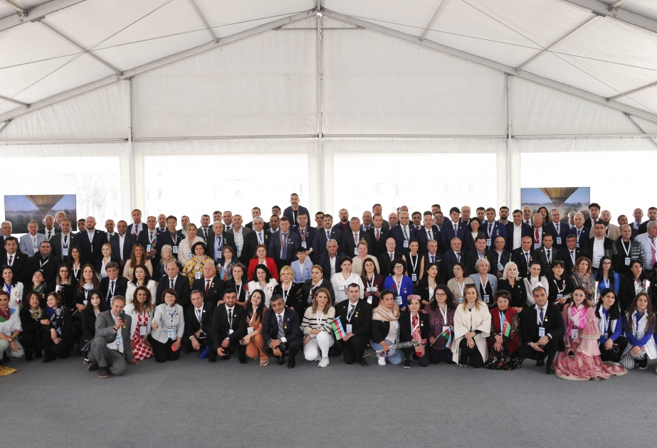 La ceremonia de clausura del Congreso de la Victoria se lleva a cabo en Shusha