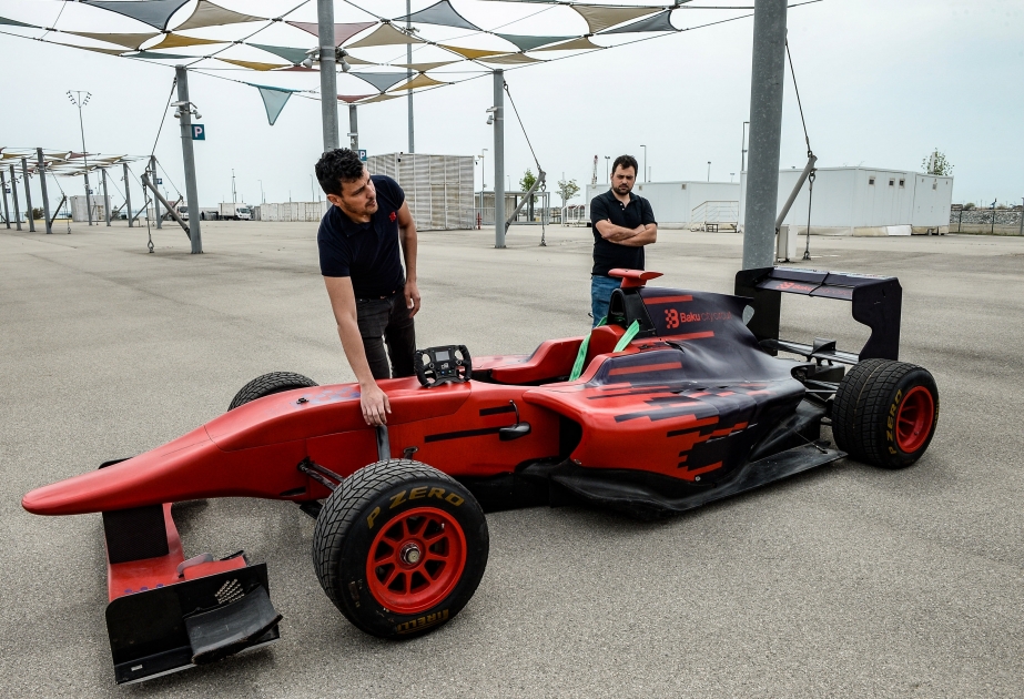 Jurnalistlərə Formula 1 yarışlarının qaydaları barədə təlim keçirilib