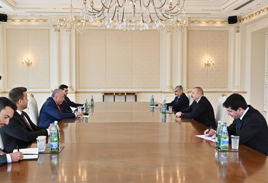 الرئيس إلهام علييف يلتقي وزير المالية الإسرائيلي (تم تحديث)