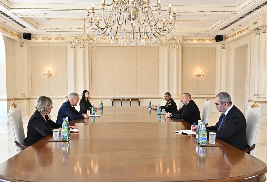 Präsident Ilham Aliyev empfängt stellvertretenden Premierminister Lettlands VIDEO