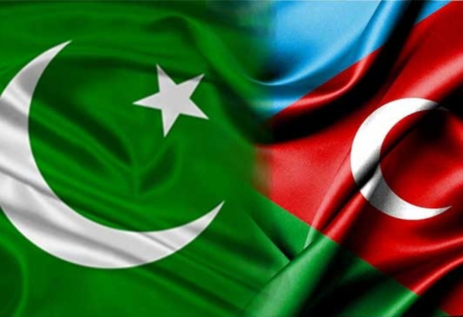 El 30 aniversario de las relaciones diplomáticas entre Azerbaiyán y Pakistán se marcó con una plantación de árboles