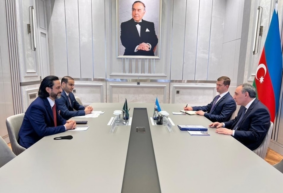 Azerbaijan’s Prosecutor General meets with Saudi Ambassador