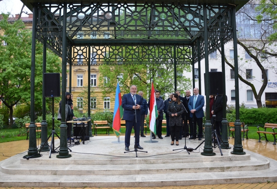 Budapeştdə Azərbaycan və Macarıstan arasında diplomatik əlaqələrin qurulmasının 30 illiyinə həsr edilmiş fotosərgi təşkil olunub VİDEO