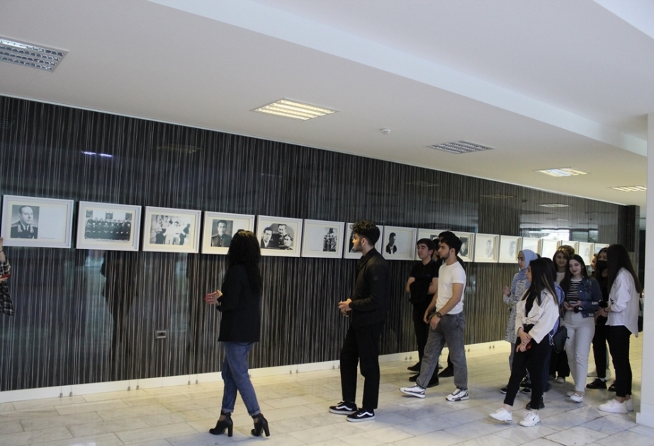 Mingəçevir Dövlət Universitetinin tələbələri Heydər Əliyev Mərkəzinə ekskursiya ediblər