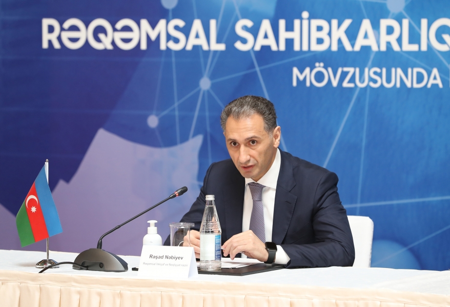 Le ministre Rechad Nabiyev : L’investissement dans la transformation numérique doit servir à créer de la valeur ajoutée