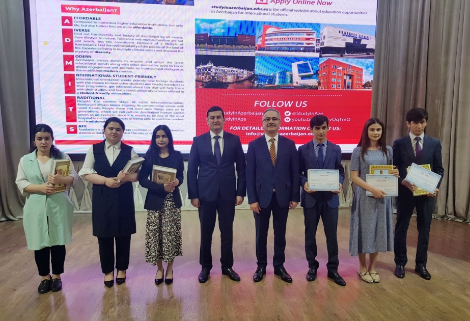 Düşənbədə Azərbaycan və Tacikistan arasında diplomatik münasibətlərin 30-cu ildönümünə həsr olunmuş tədbir keçirilib