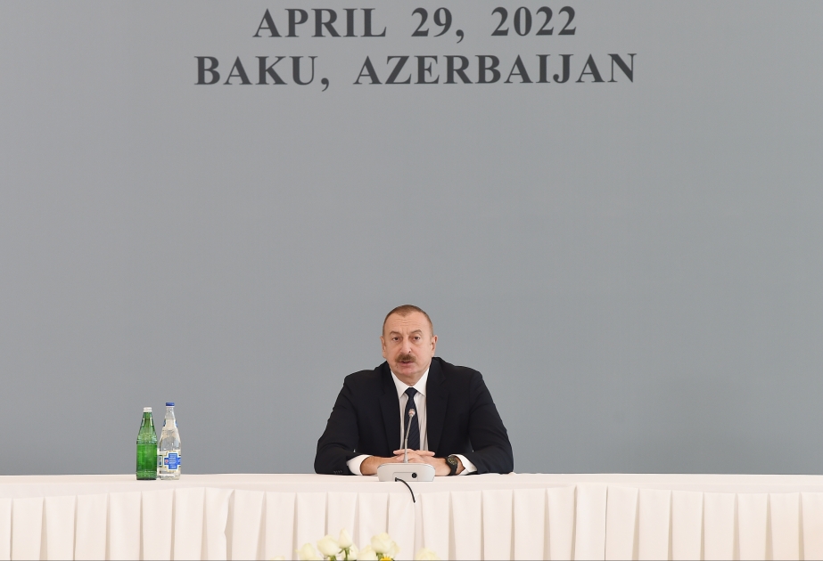 Azərbaycan Prezidenti: Bu cür görüşlərin, konfransların işğaldan azad edilmiş digər şəhərlərdə də keçirilməsi daha effektiv olar