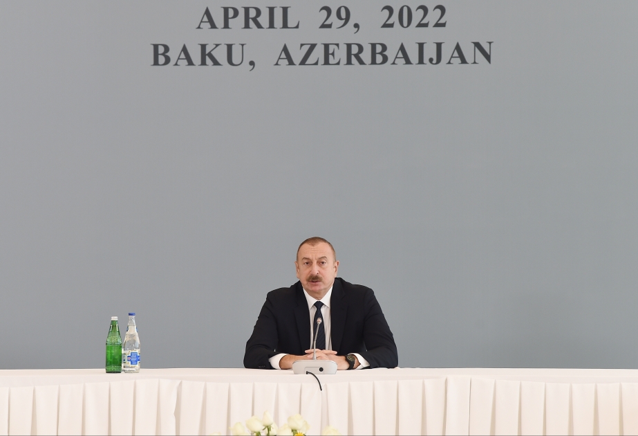 الرئيس علييف: عقد مثل هذه اللقاءات والمؤتمرات لدى سائر المدن المحررة من الاحتلال يكون أكثر فعالية أيضا