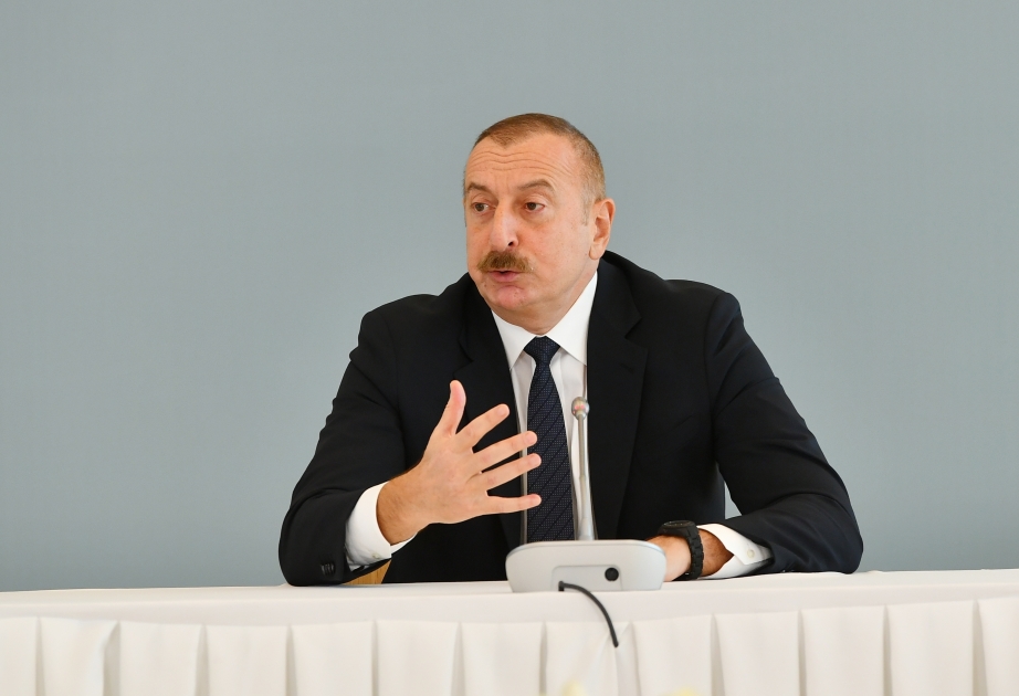 Ilham Aliyev: “Tales reuniones son importantes en términos de transmitir nuestros planes y metas a la comunidad internacional”