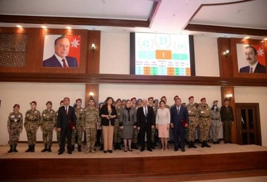 “Şahin” hərbi-idman oyunlarının Nəsimi rayon birinciliyinin qalibləri ilə görüş olub