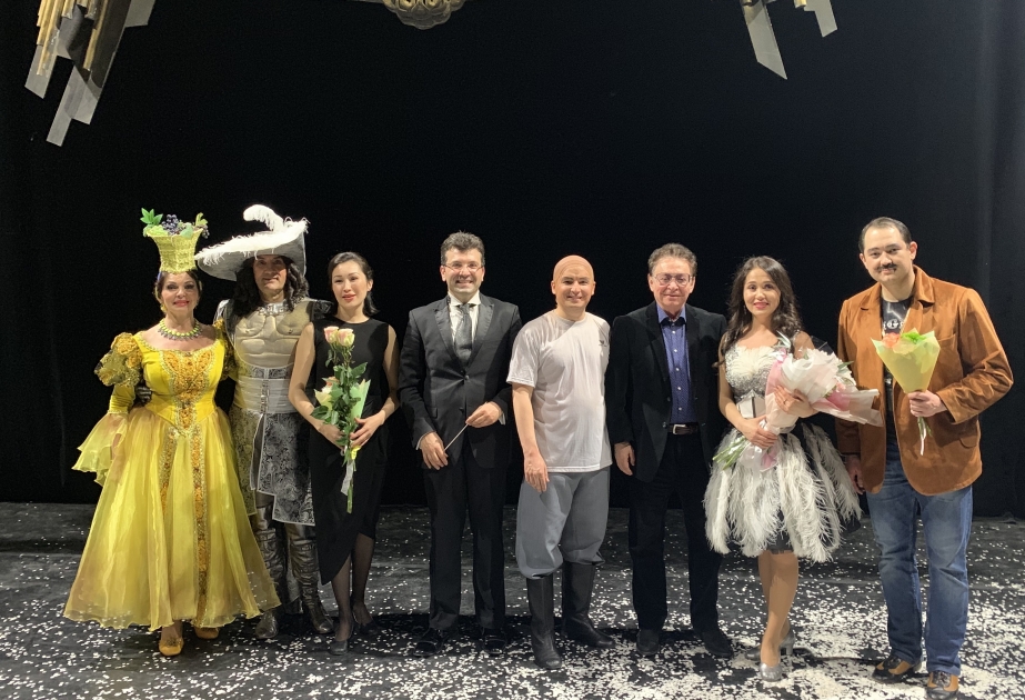 Под управлением Эйюба Гулиева в Татарстане состоялся показ оперы «Любовный напиток»