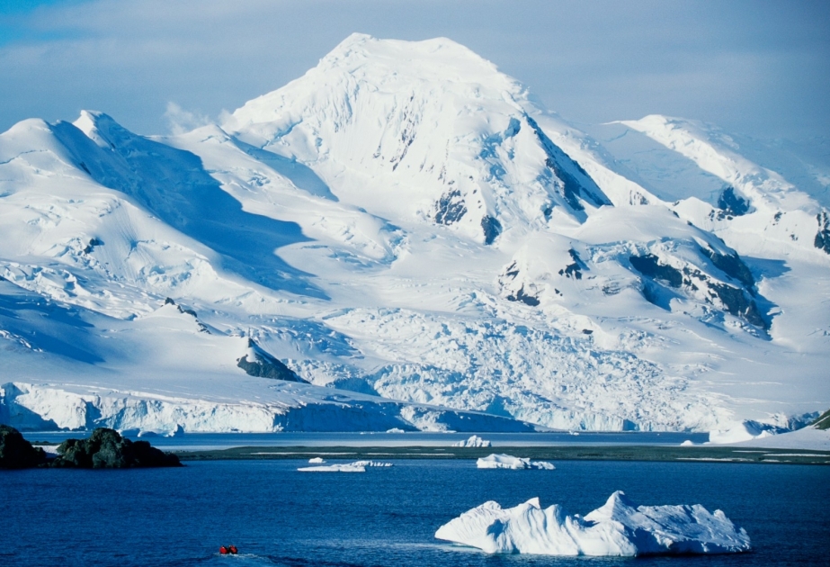 Underwater volcano in Antarctica triggers 85,000 earthquakes
