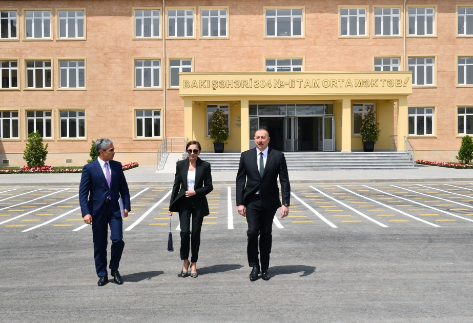 President Ilham Aliyev and First Lady Mehriban Aliyeva attended opening of secondary school No304 in Baku VIDEO