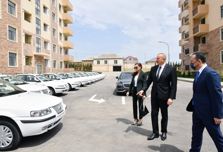 Ilham Aliyev: "El Estado hace y hará todo lo posible por resolver los problemas de las familias de los mártires"