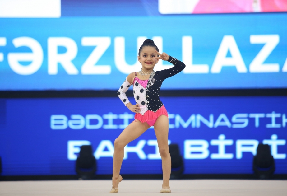 Bədii gimnastika üzrə 27-ci Bakı birinciliyi davam edir