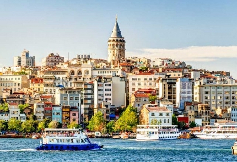 Bu ilin birinci rübündə İstanbulu üç milyona yaxın turist ziyarət edib