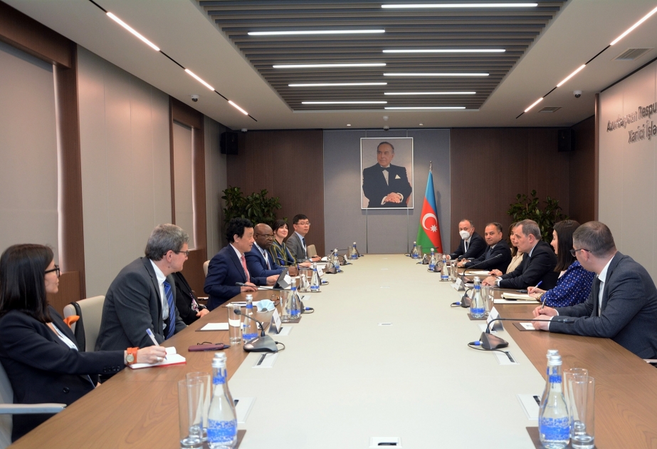 Director general de la FAO expresa su interés por seguir reforzando la cooperación existente con Azerbaiyán