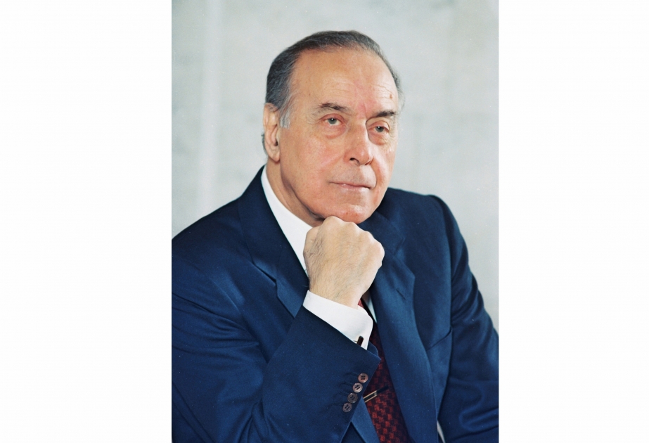Great Leader Heydar Aliyev’s strategy of national state building and modern development