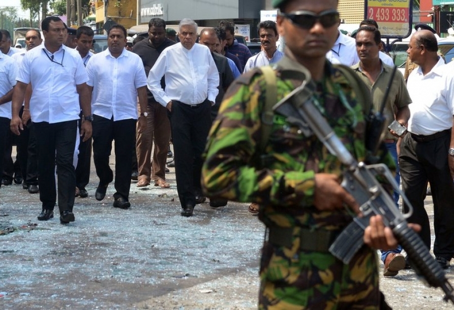 Şri-Lankada iğtişaşlar: Prezident komendant saatı rejiminin müddətini uzadıb