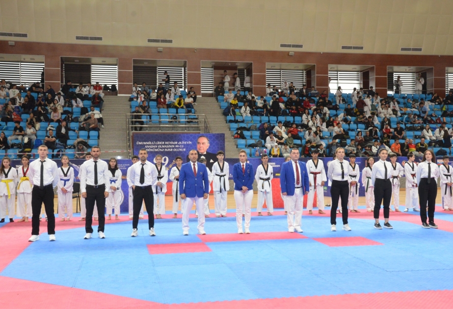 Ümummilli lider Heydər Əliyevin anadan olmasının 99-cu ildönümünə həsr olunmuş taekvondo üzrə açıq Bakı birinciliyi keçirilib