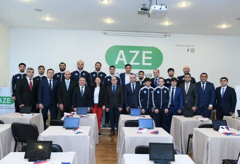 Gənclər və idman naziri Avropa çempionatında uğurla çıxış etmiş Azərbaycan cüdoçuları ilə görüşüb