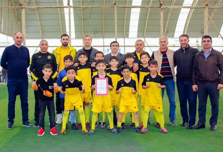 Ümummilli Liderin anadan olmasının 99-cu ildönümünə həsr olunmuş “Təhsil” Respublika İdman Mərkəzinin minifutbol turniri keçirilib