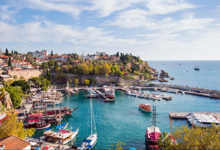 Türkiyə ilin sonuna kimi 42 milyon turist qəbul etməyi planlaşdırır