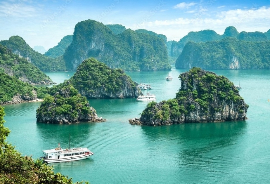 Vietnam`s Ha Long Bay – one of most beautiful places on planet