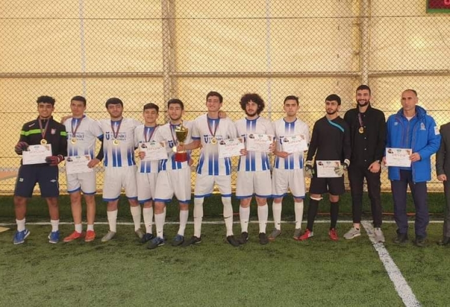 Nəsimi rayonunda ali təhsil müəssisələrinin tələbələri arasında minifutbol yarışına yekun vurulub