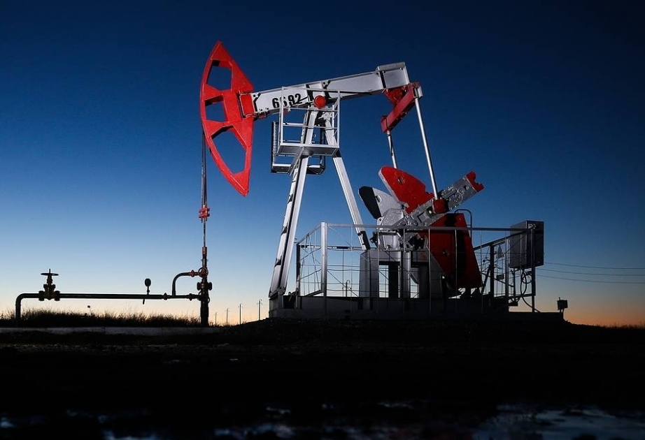 Цены на нефть выросли более чем на четыре доллара