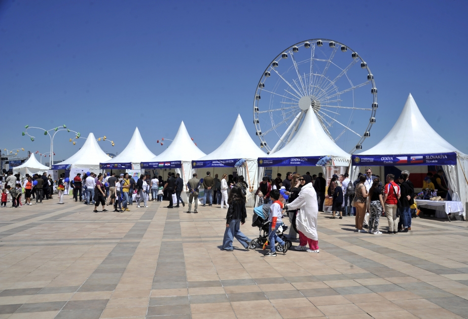 EuroVillage 2022 se reabre en Bakú