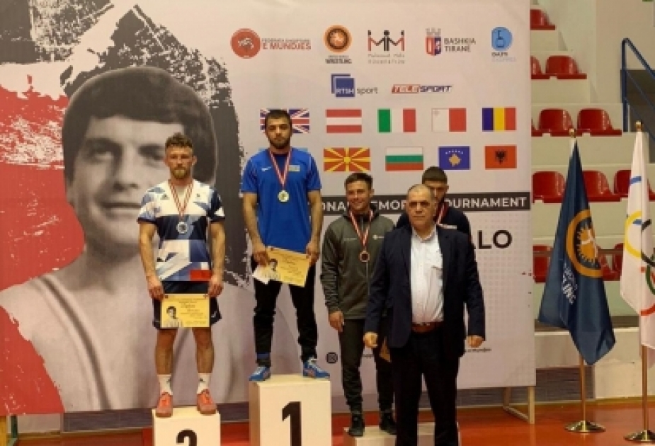 Güləşçilərimiz Albaniyada 2 medal qazanıblar
