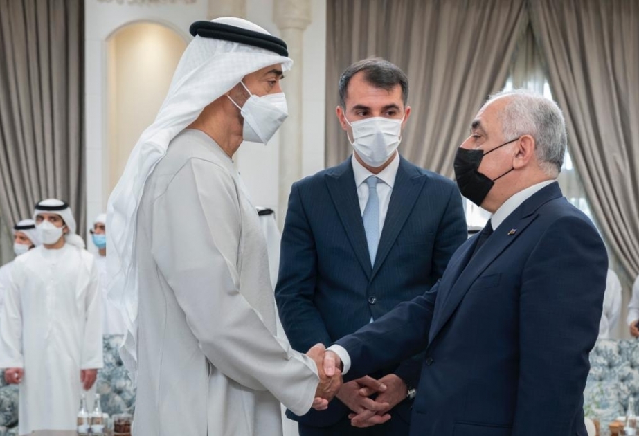 Premierminister Ali Asadov zu Besuch in den Vereinigten Arabischen Emiraten